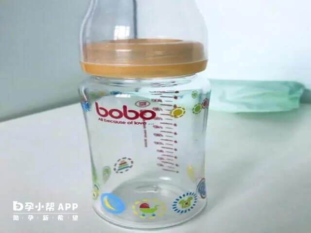 bobo品牌的防胀气奶瓶好